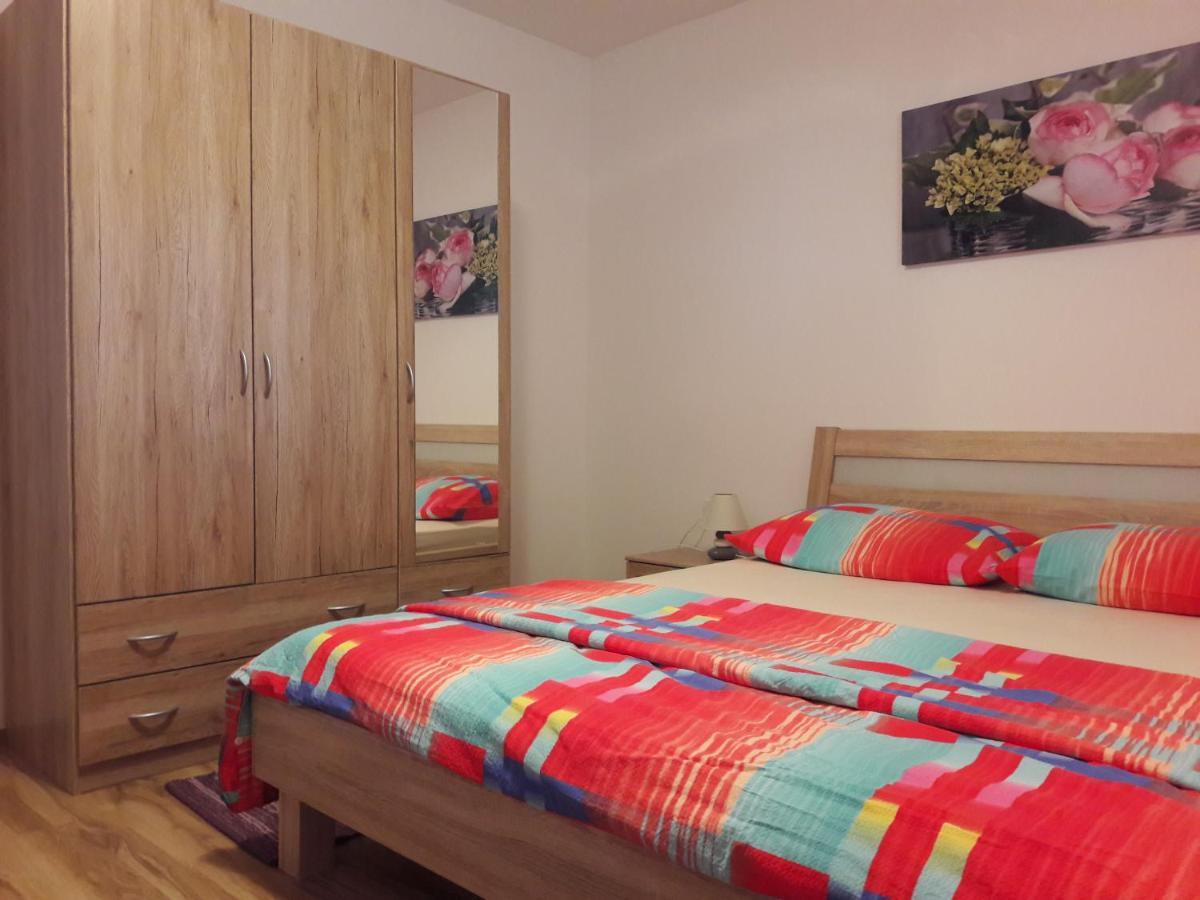 Apartmani Predovan 브르시 외부 사진