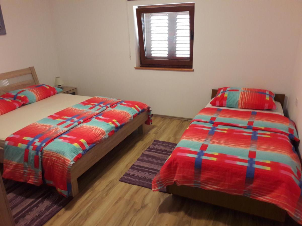 Apartmani Predovan 브르시 외부 사진