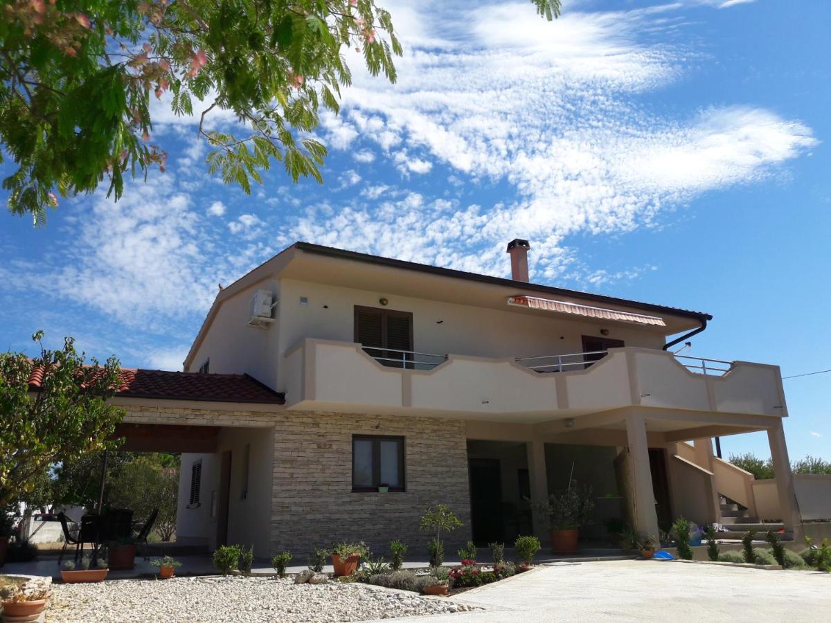 Apartmani Predovan 브르시 외부 사진