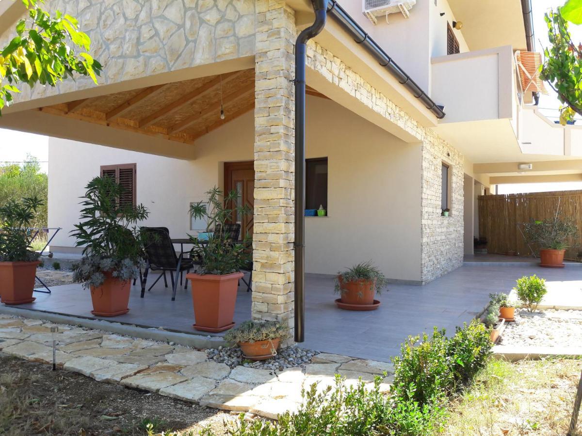Apartmani Predovan 브르시 외부 사진